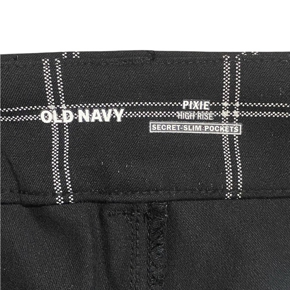 Old Navy Women's Black Plaid Skinny Pants - Picture 3 of 10